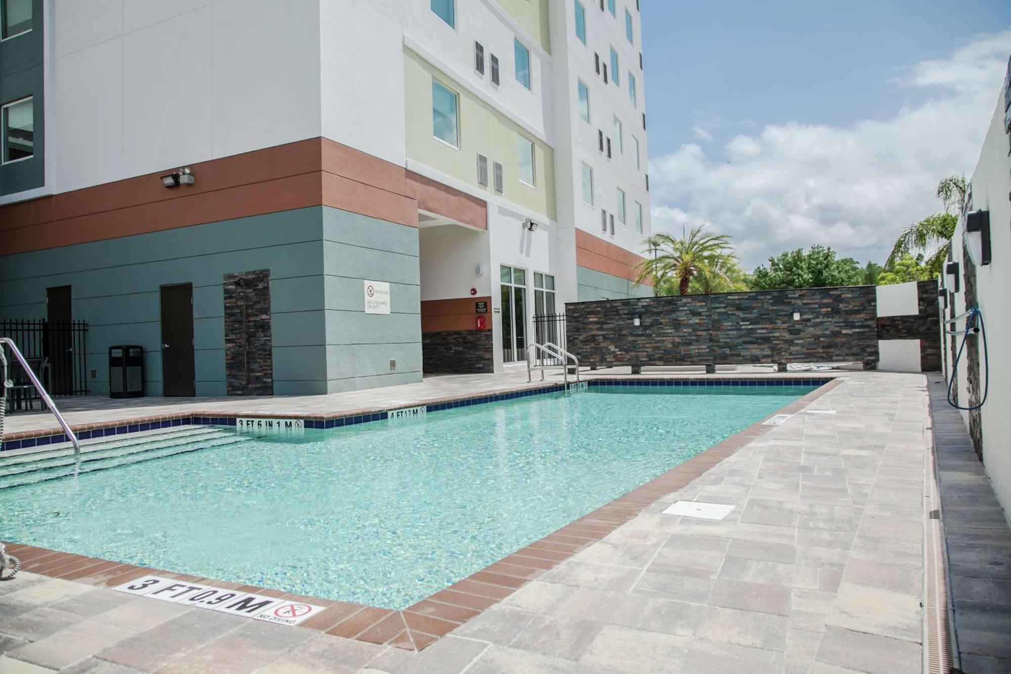 Hilton Garden Inn Tampa Suncoast Parkway Lutz Exterior foto